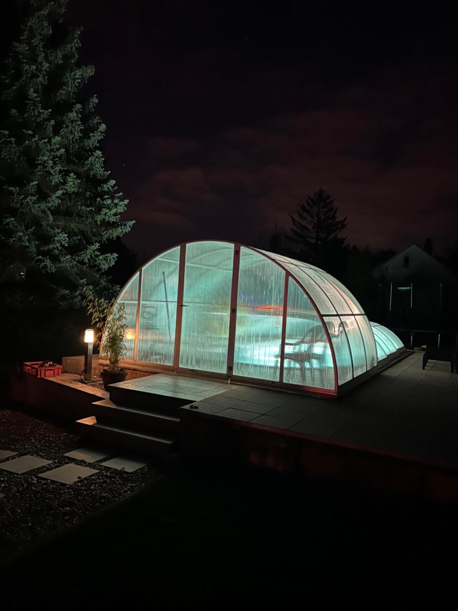 Apartment Erfurt-gemuetlich-sonnig-kueche-bad-garten-parken-pool-sauna-wlan-carogruen