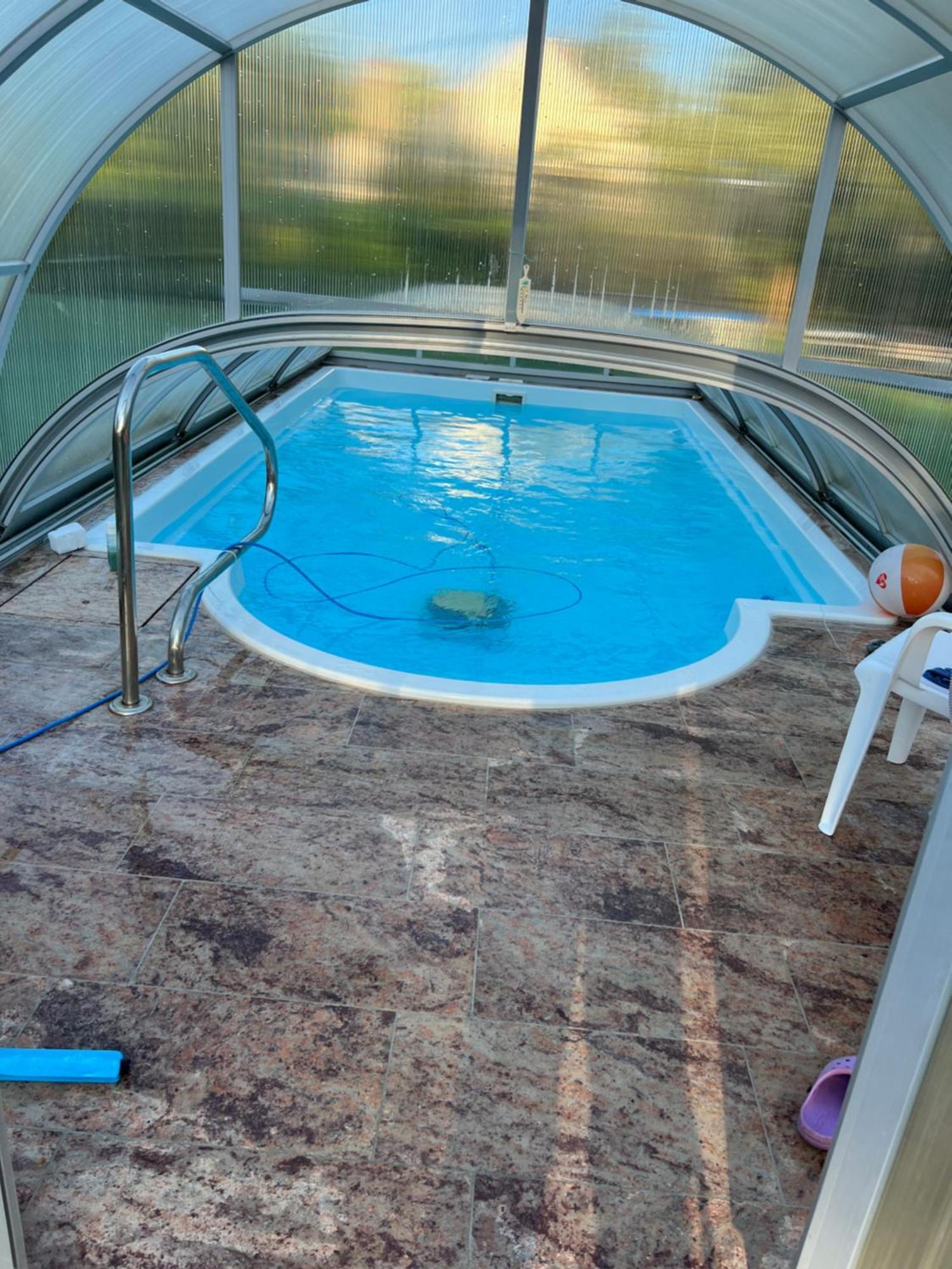 Erfurt-gemuetlich-sonnig-kueche-bad-garten-parken-pool-sauna-wlan-carogruen *